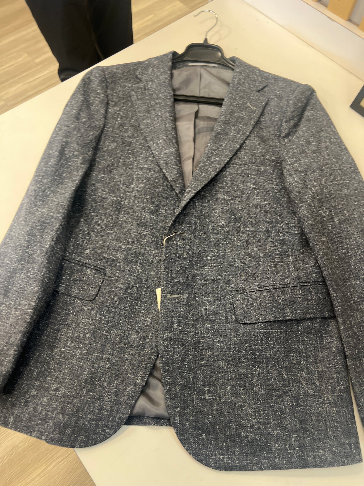 Men’s Textured Notch-Lapel Blazer