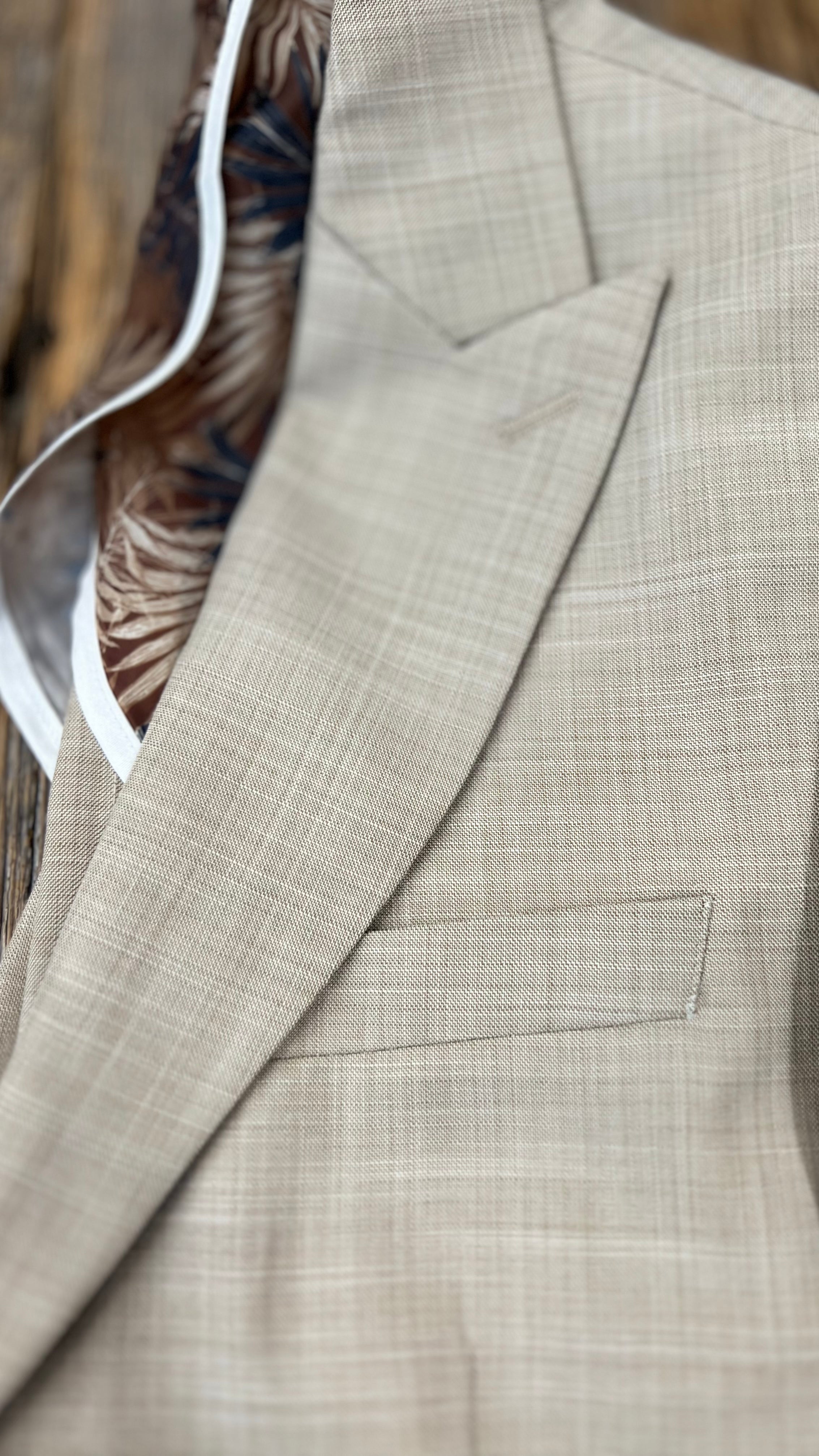 Beige Suit – Effortless Style and Versatility for Any Occasion