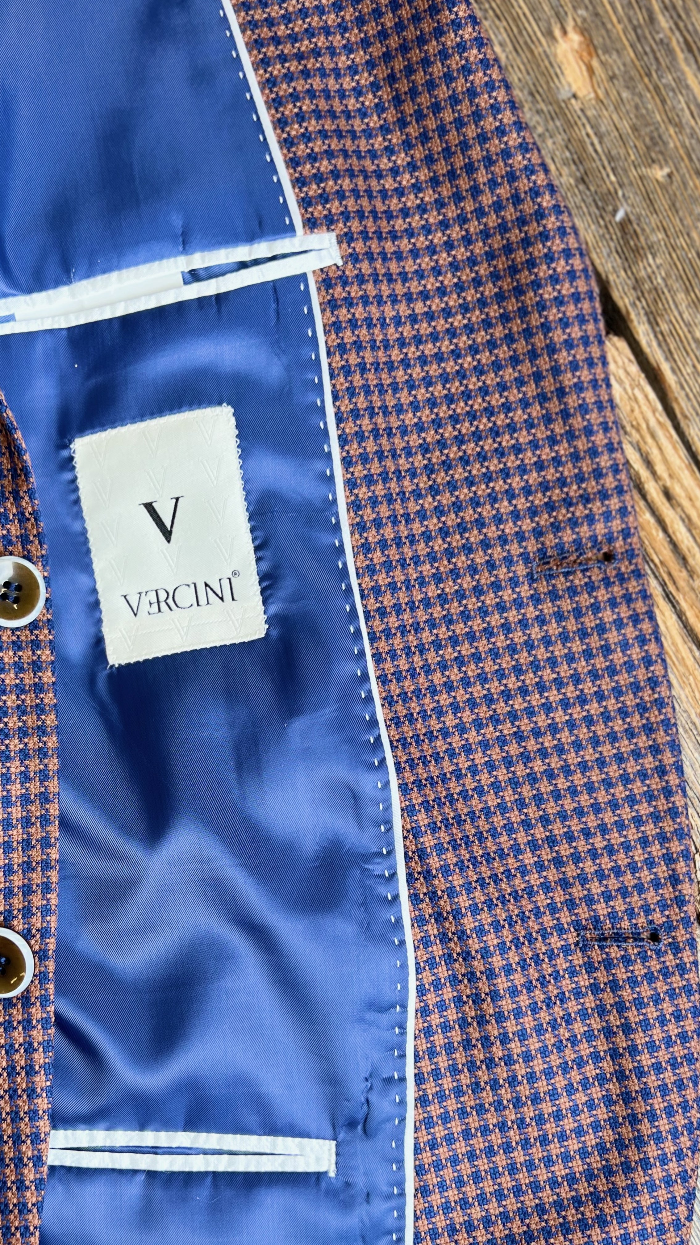 Vercini Sapphire Blue Houndstooth 3-Piece Suit | Modern Tailored Men's Suit