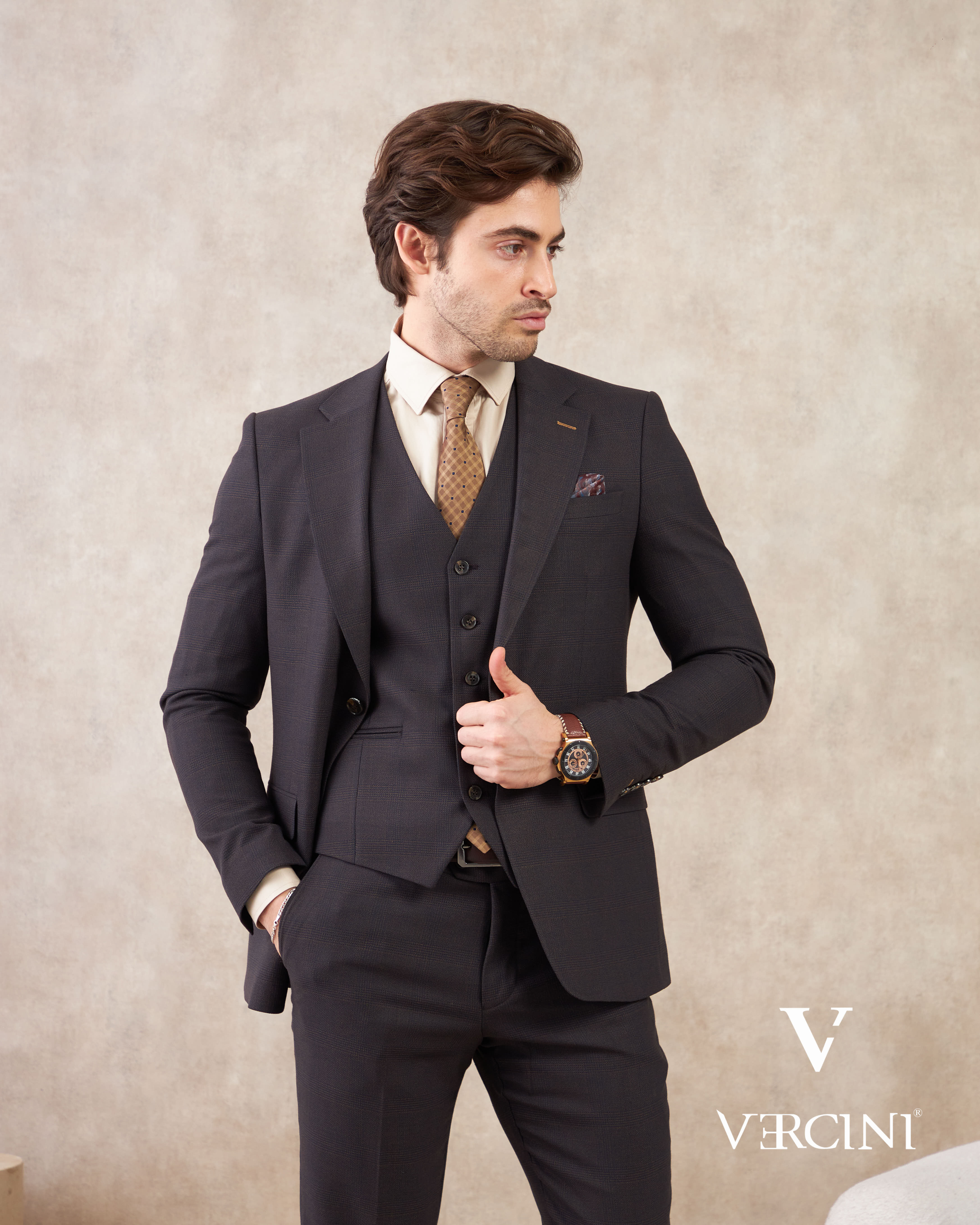 Vercini Milano Elegance Three-Piece Men's Suit