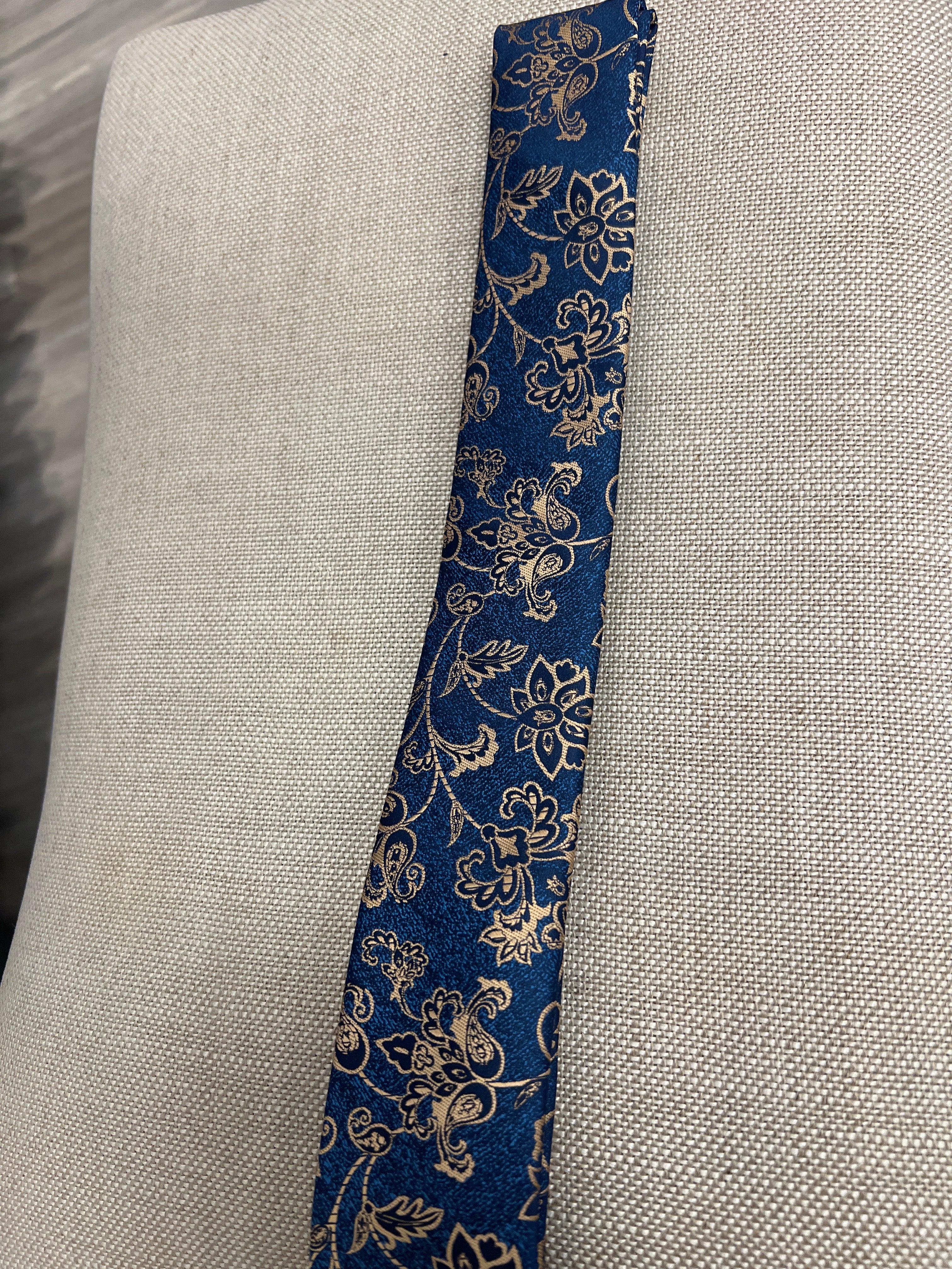 Vercini Bronze Floral tie