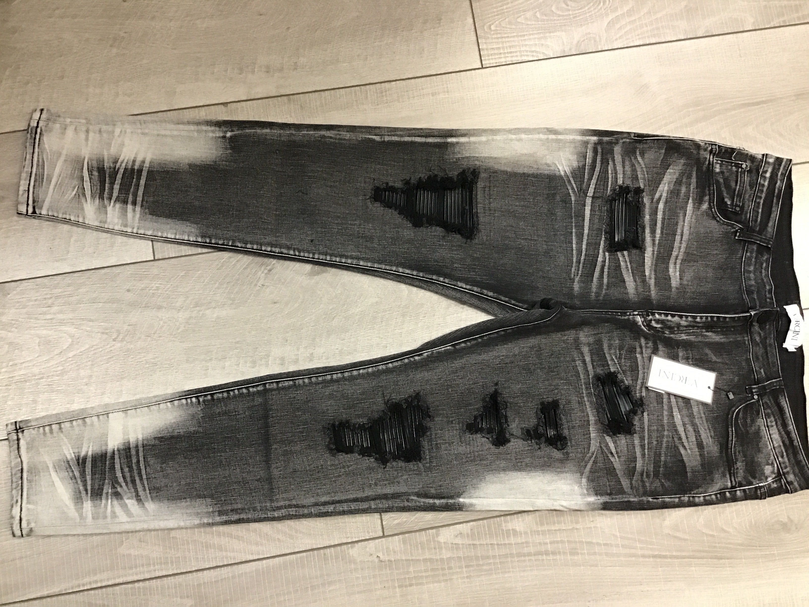 BLACK-GREY JEANS