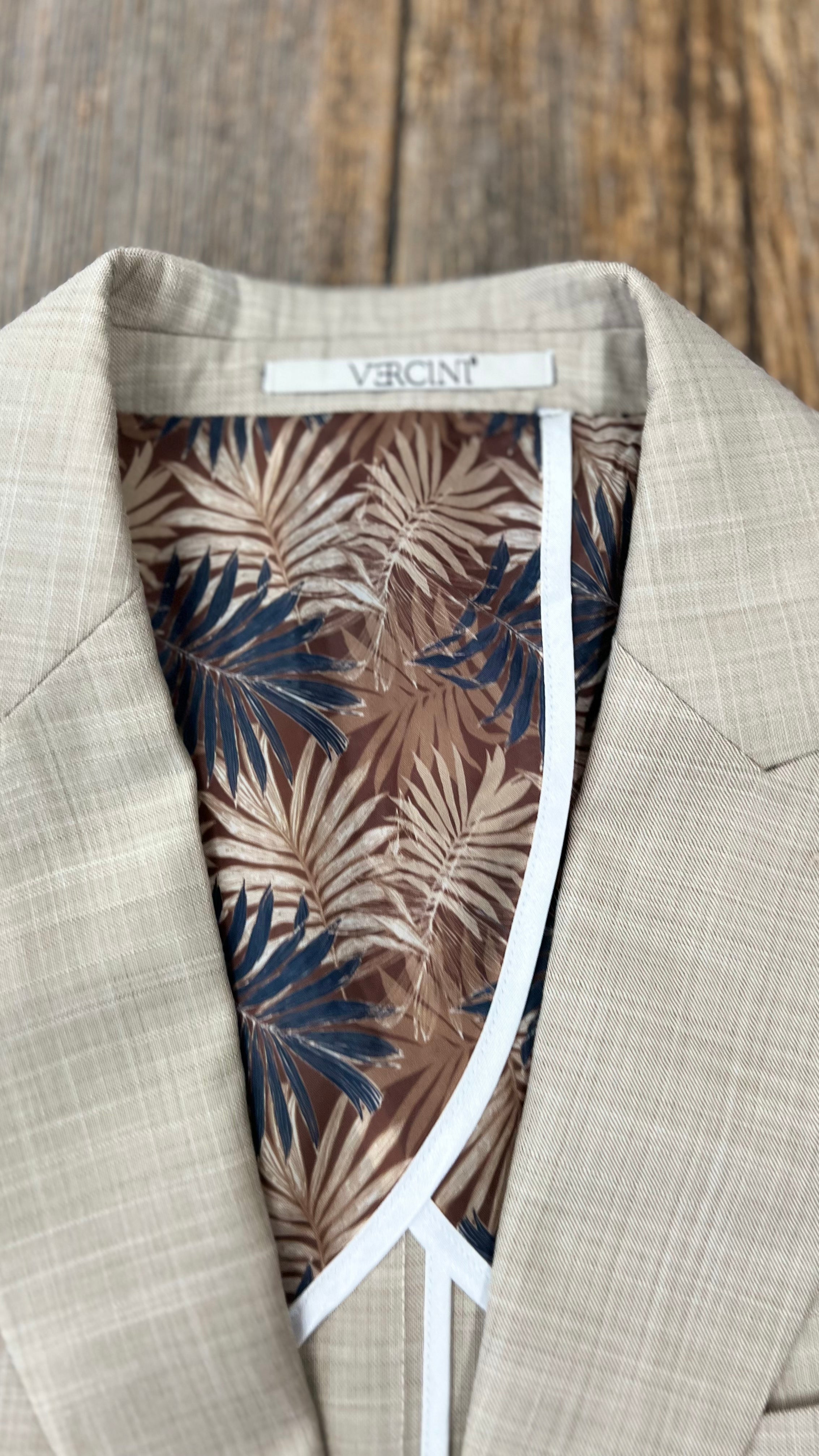 Beige Suit – Effortless Style and Versatility for Any Occasion