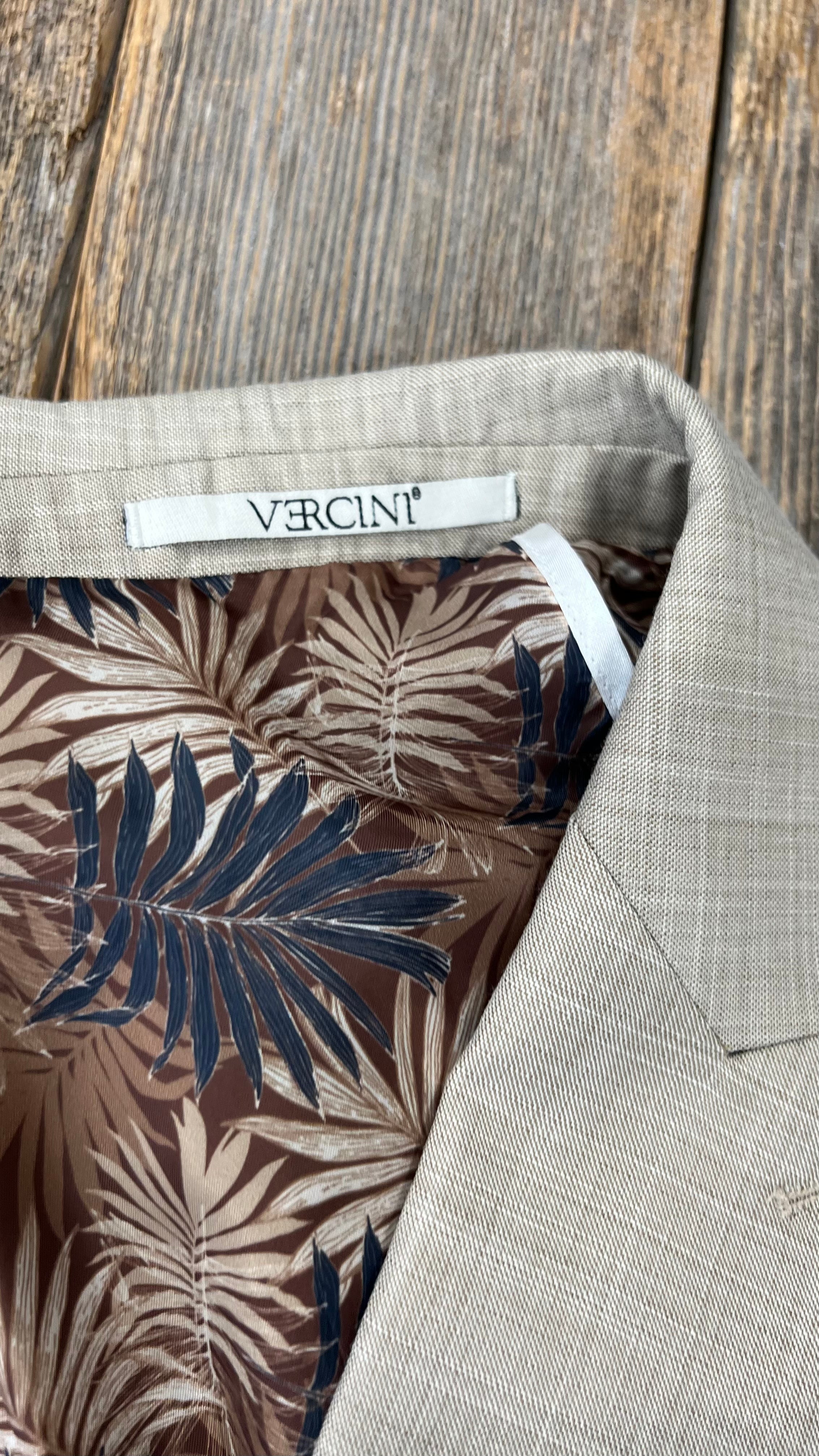 Beige Suit – Effortless Style and Versatility for Any Occasion