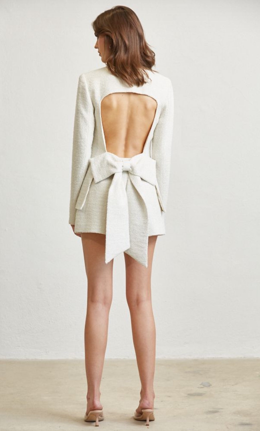 LONG SLEEVE TAILORED BLAZER AND SHORT STYLISH SET