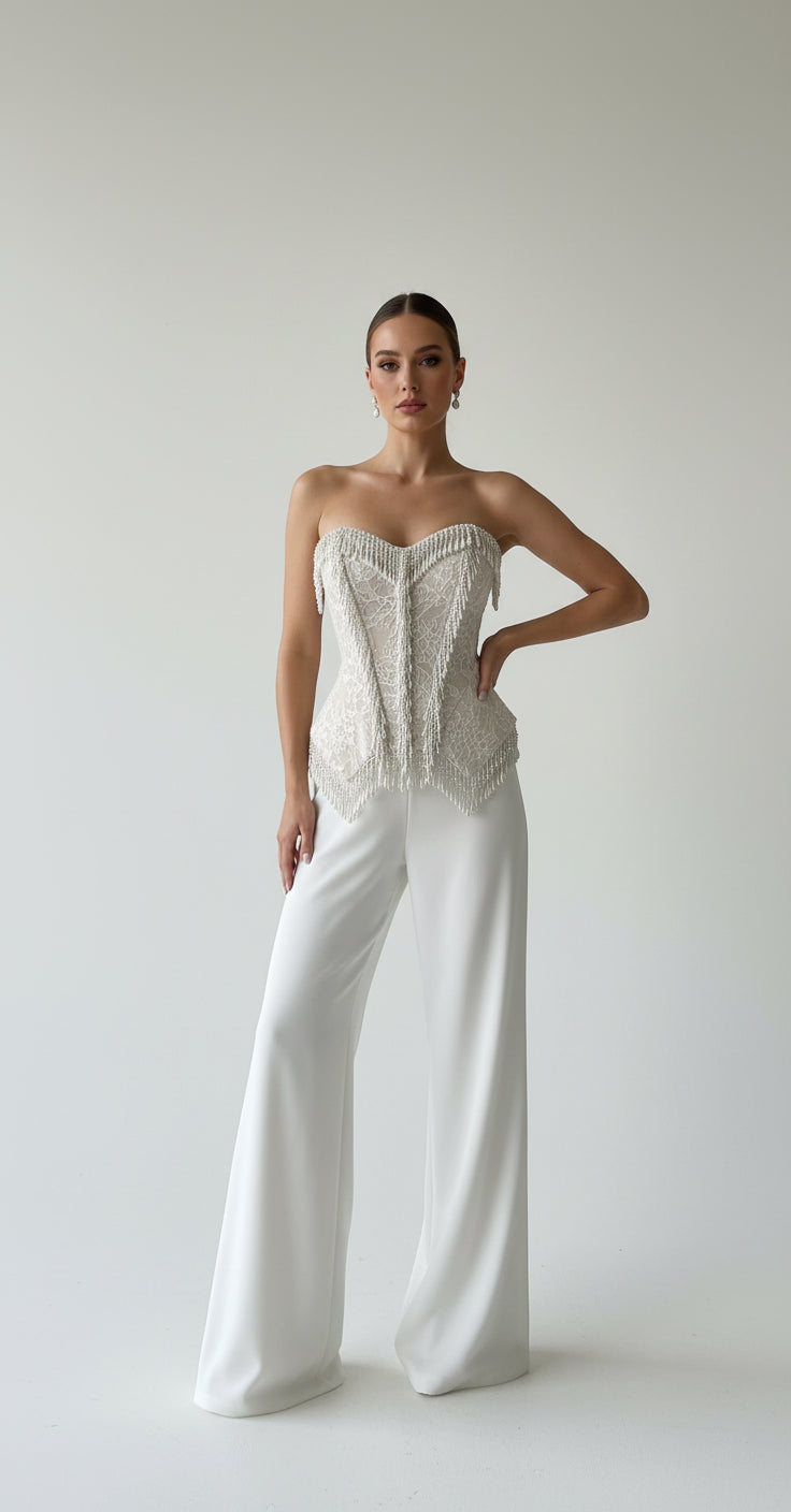 Embracing elegance with a mischievous glint, the Ekaterina Corset SET