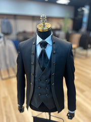 Classic Elegance Traditional Black Tuxedo for Timeless Sophistication