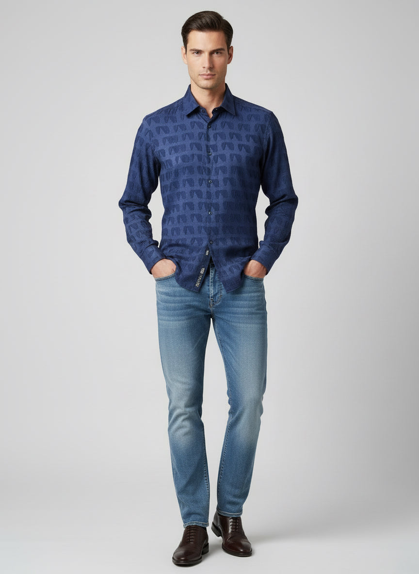 LONG SLEEVED MEN'S DRESS SHIRT