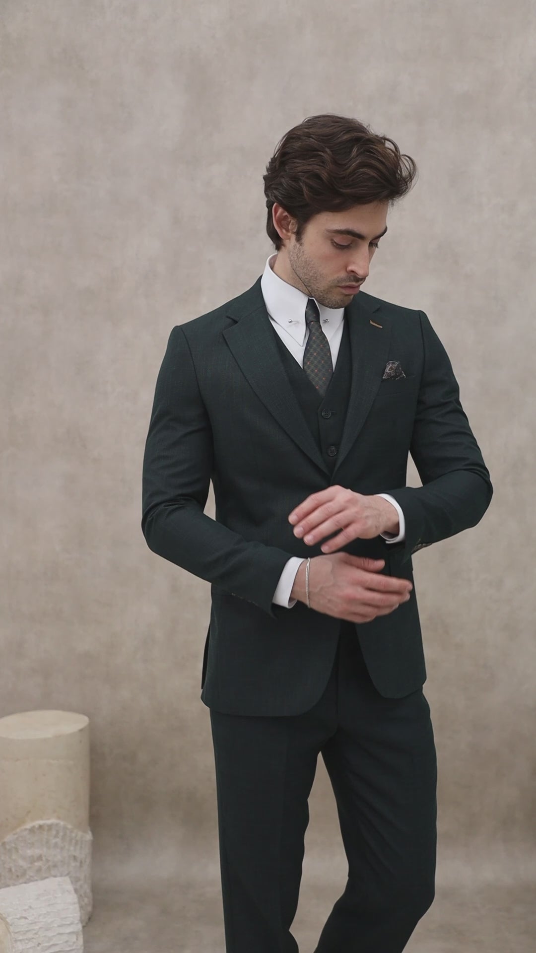Vercini Verdant Vogue Three-Piece Men's Suit