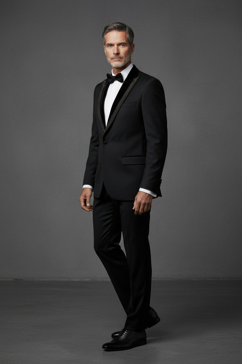 TUXEDO WITH REMOVABLE VELVET PEAK LAPELh