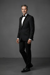 TUXEDO WITH REMOVABLE VELVET PEAK LAPELh