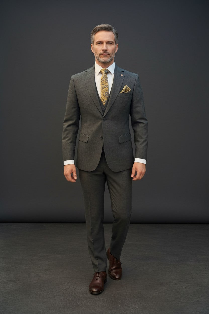 Three-Piece Dot Suit – Premium Tailored Menswear | Vercini
