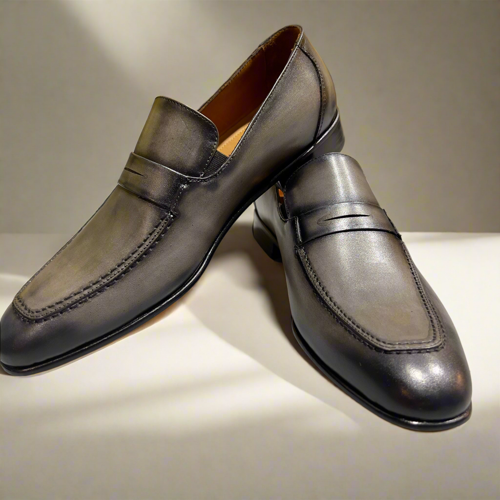 Versatile Penny Loafer – Classic Design in Four Elegant Shades