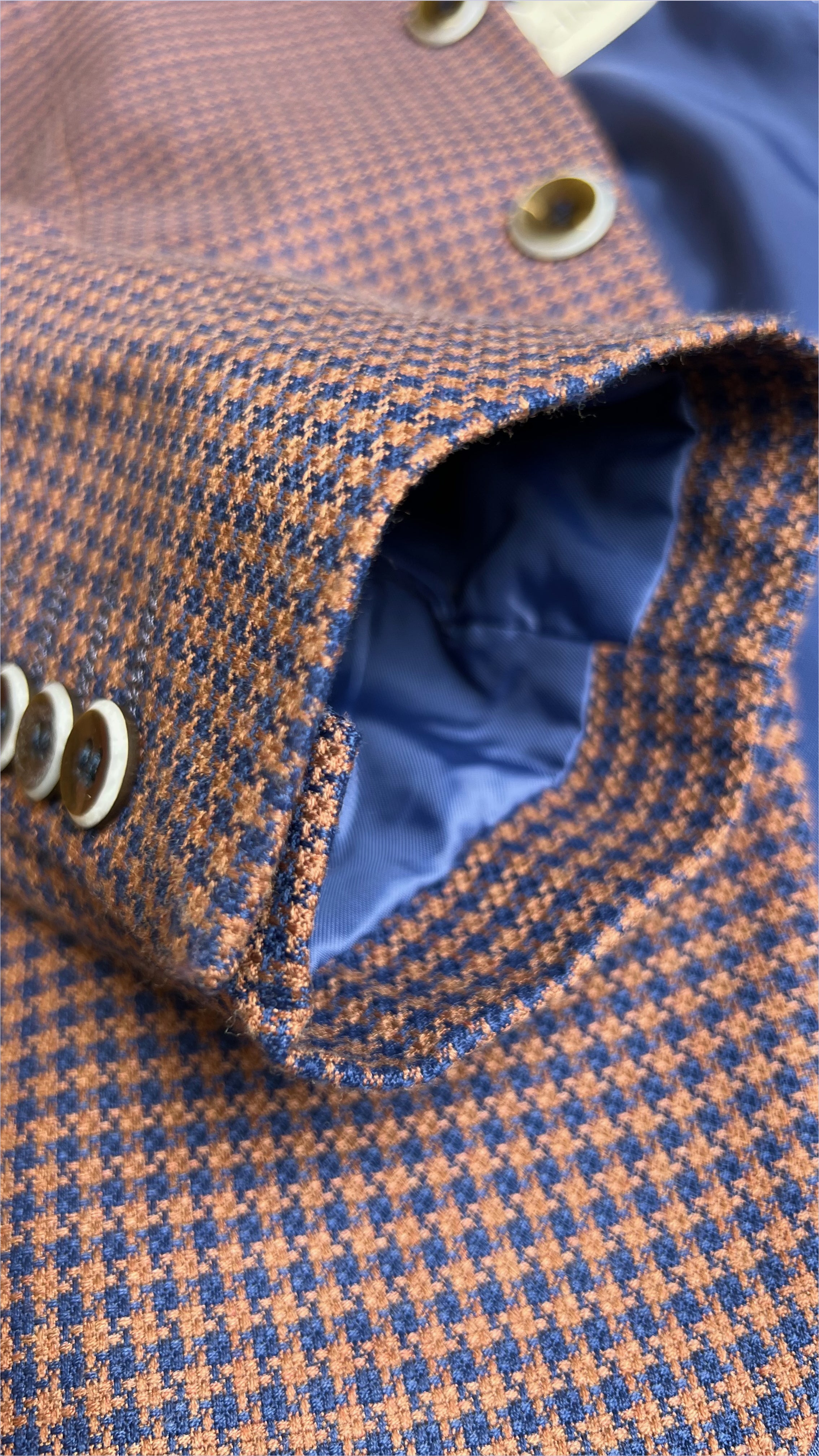 Vercini Sapphire Blue Houndstooth 3-Piece Suit | Modern Tailored Men's Suit