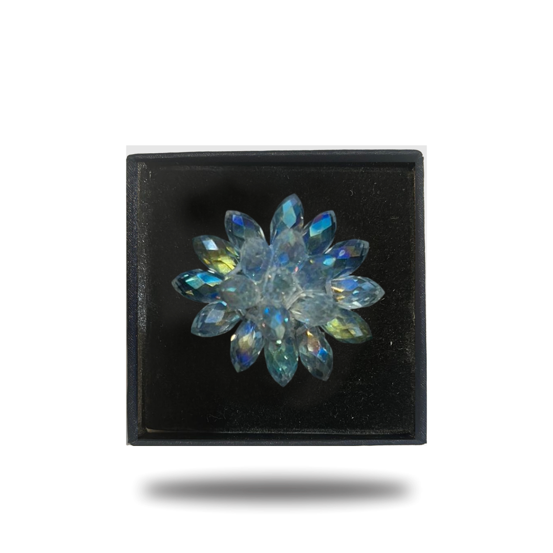 Crystal polyantha lapel pins