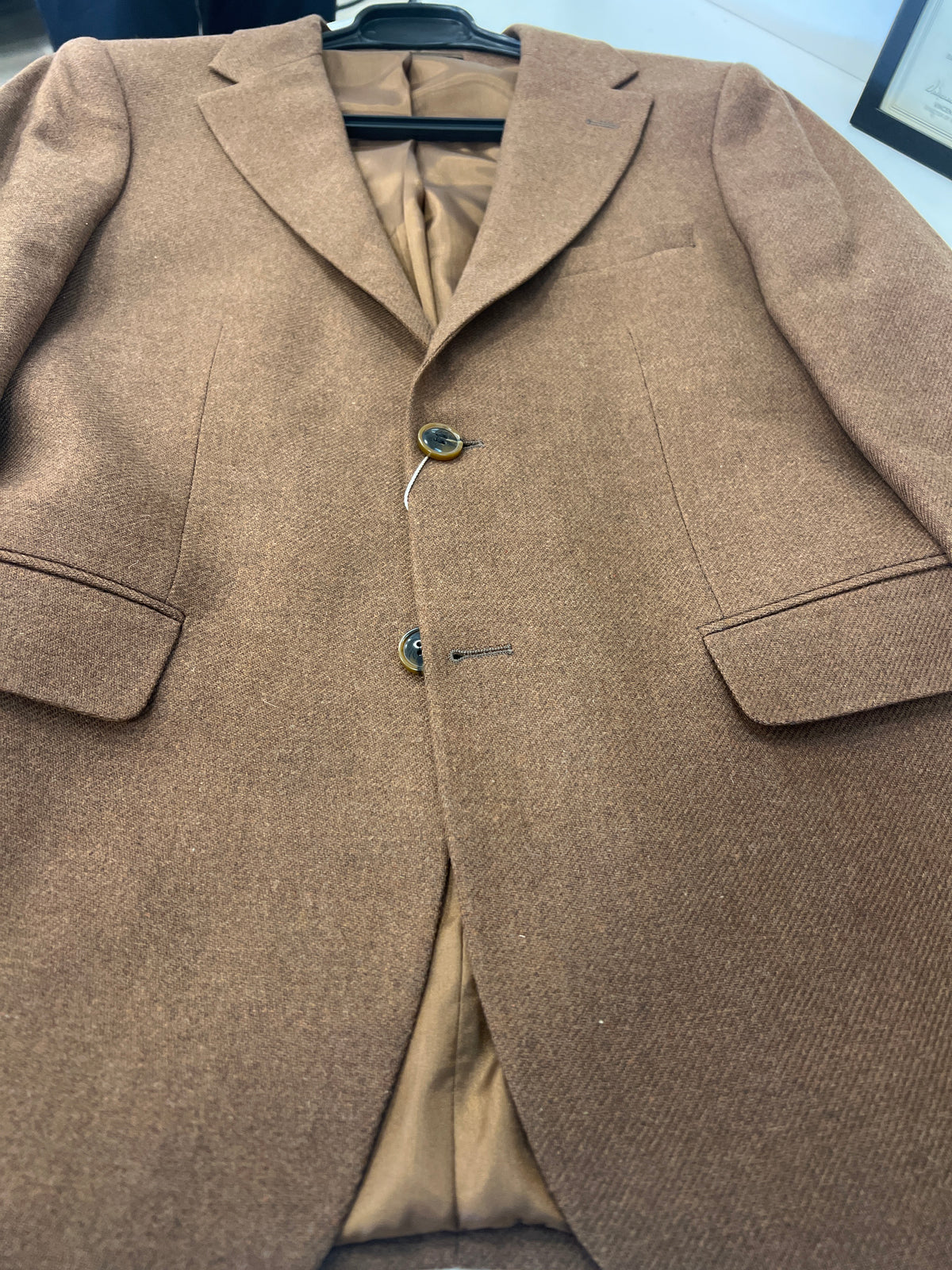 Men’s Textured Two-Button Blazer