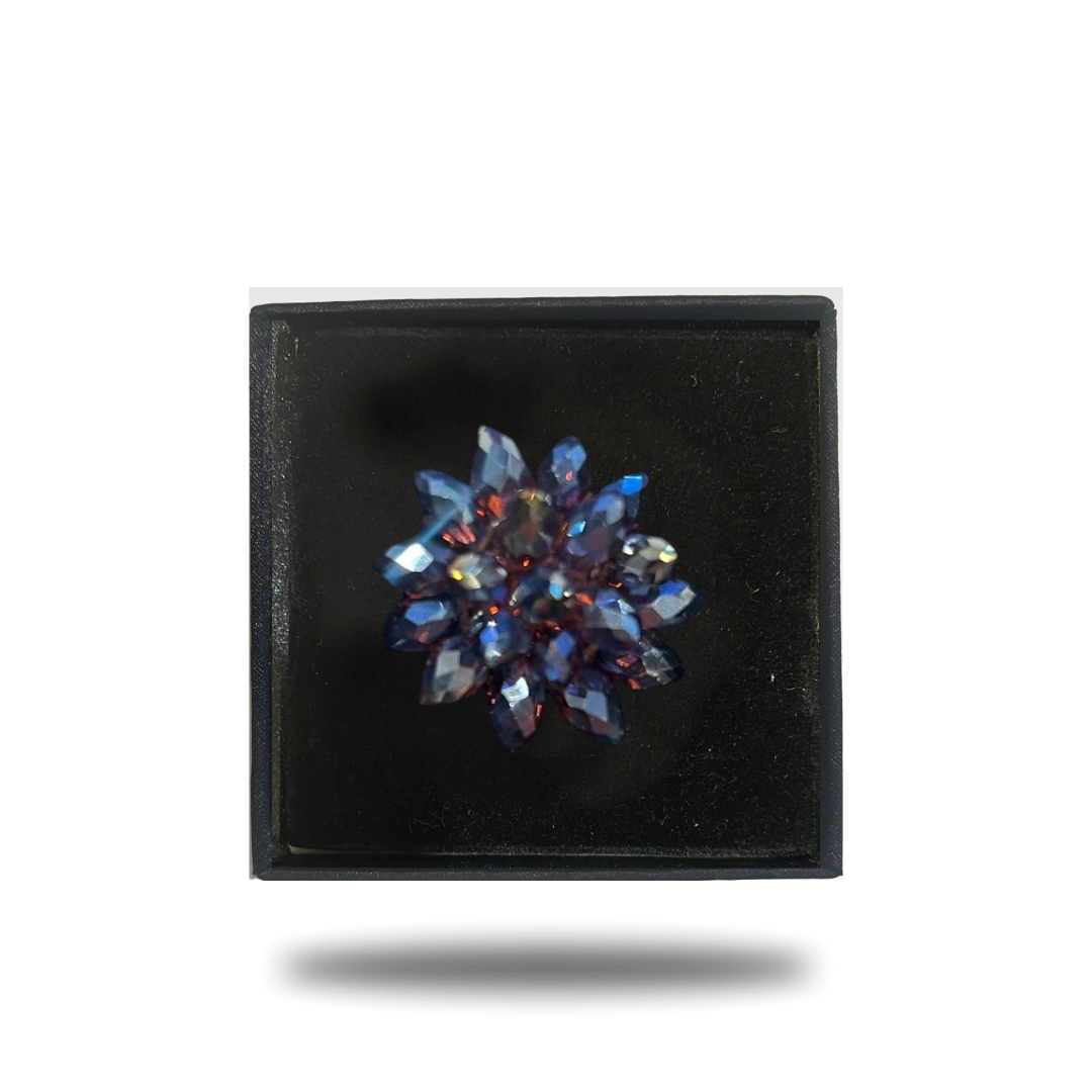 Crystal polyantha lapel pins