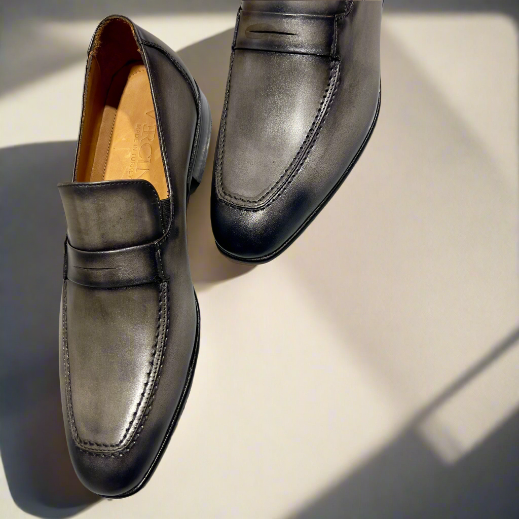 Versatile Penny Loafer – Classic Design in Four Elegant Shades