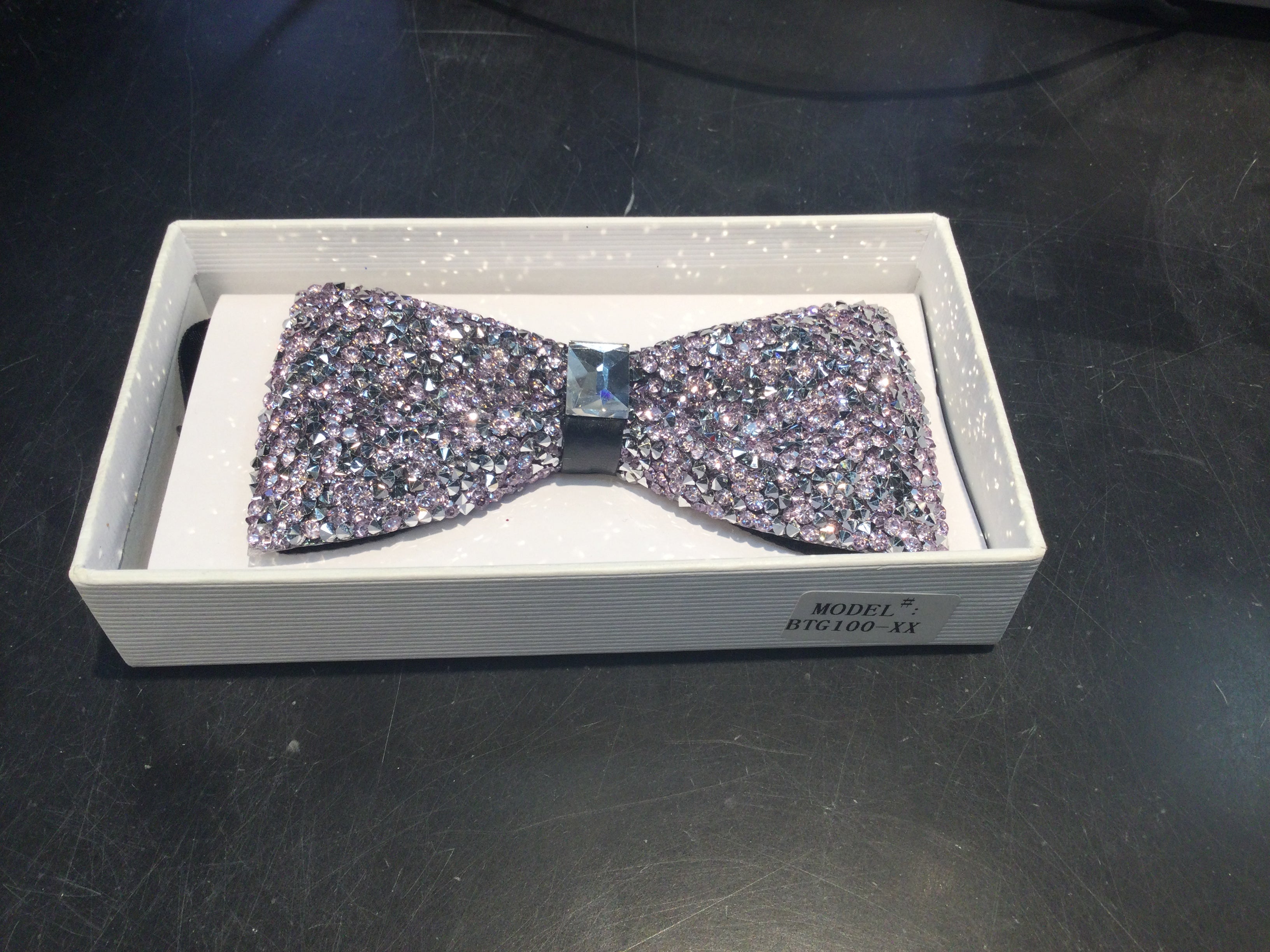 BTG100 SHINY BOWTIE