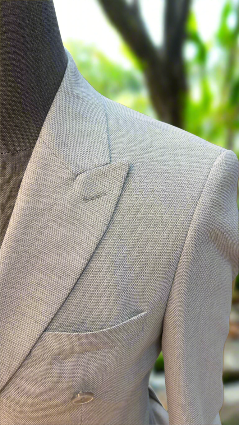 Timeless Double-Breasted Jacket – Classic Elegance & Sophistication"