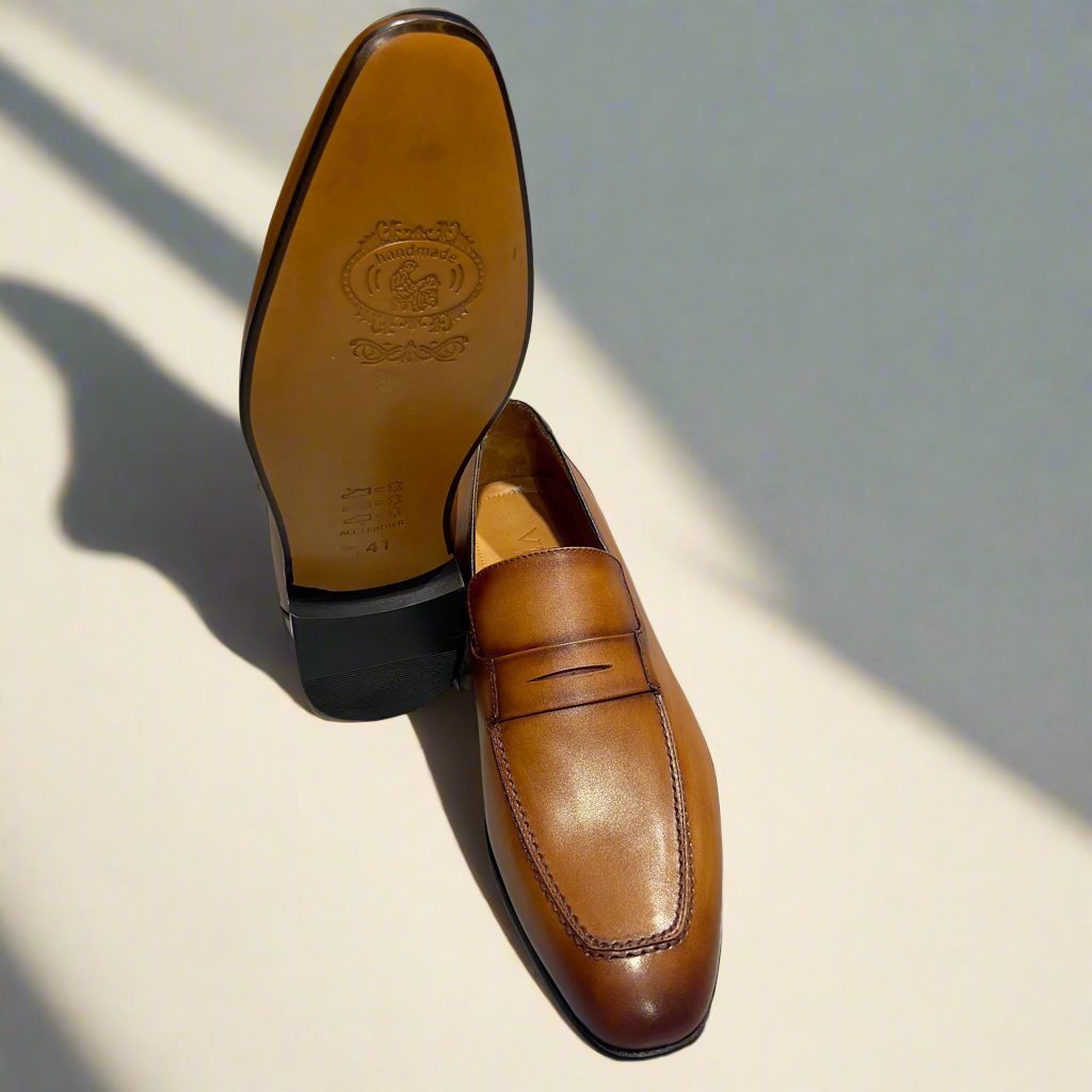 Versatile Penny Loafer – Classic Design in Four Elegant Shades