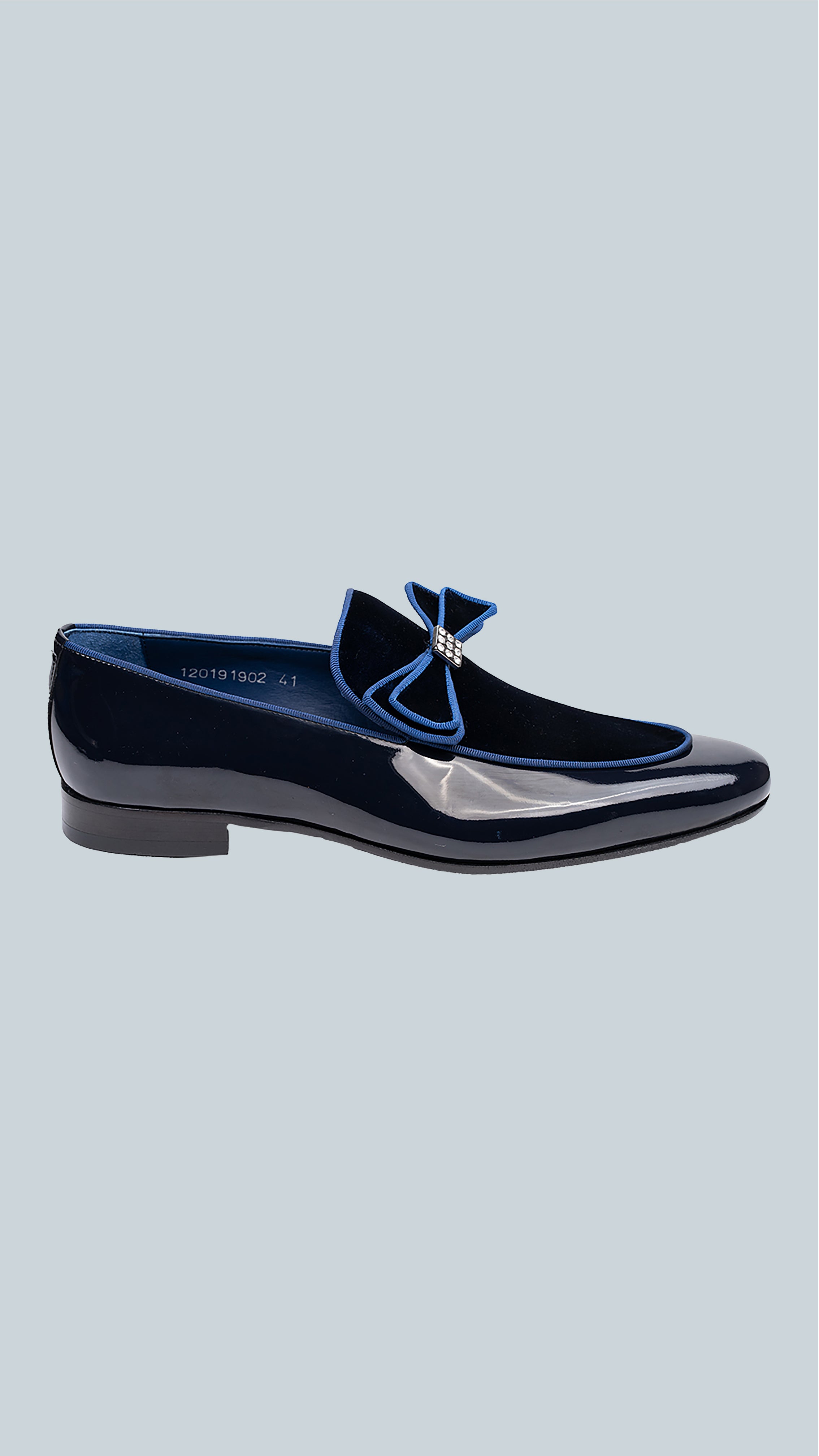 Navy blue shoe velvet