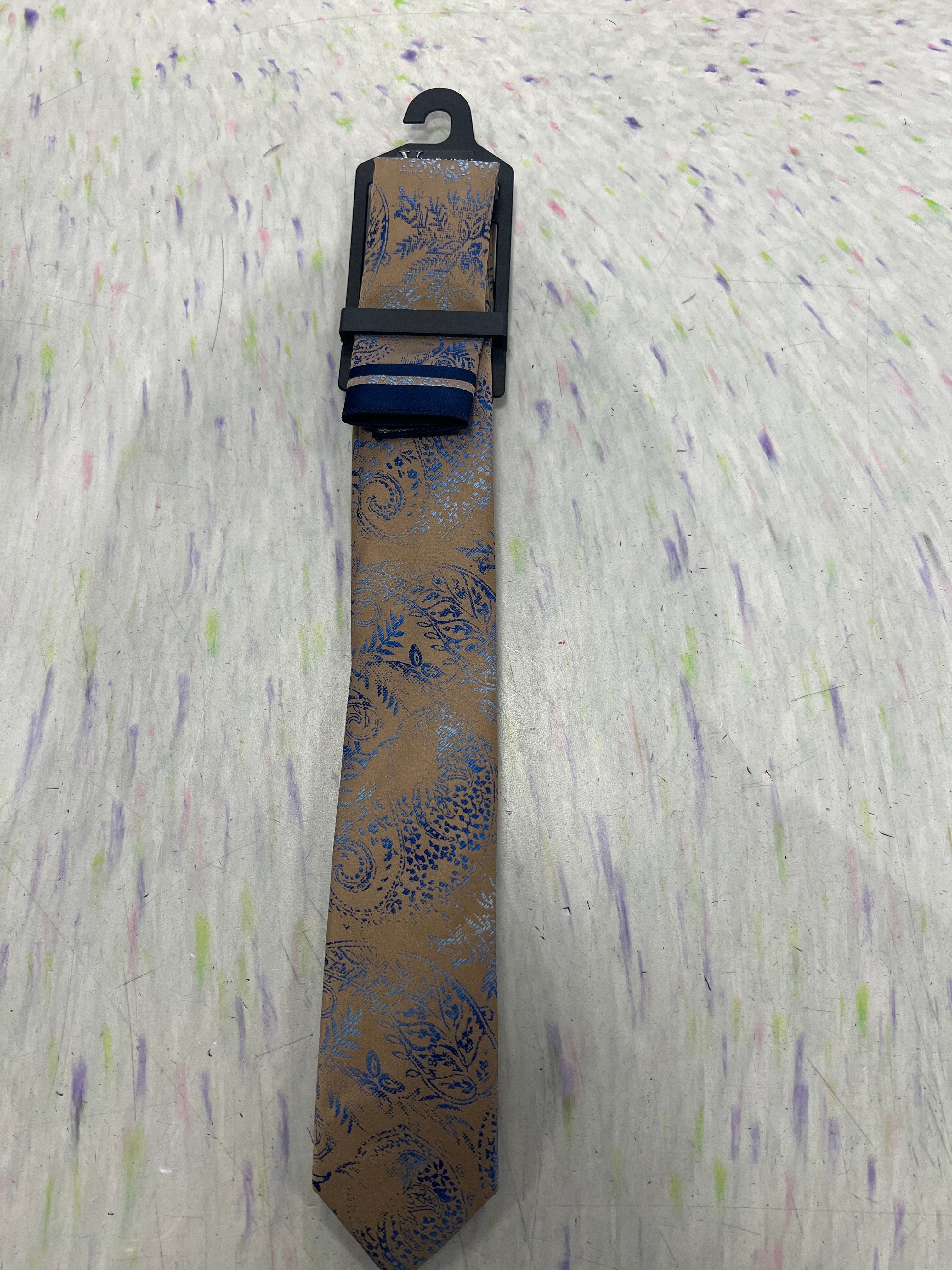 Paisley Silk Tie with Multicolor Embroidery