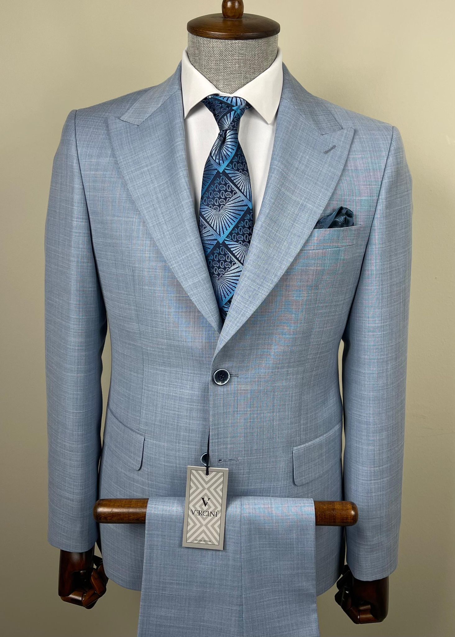 Vercini Filé Prestige Suit – Premium Textured Fabric