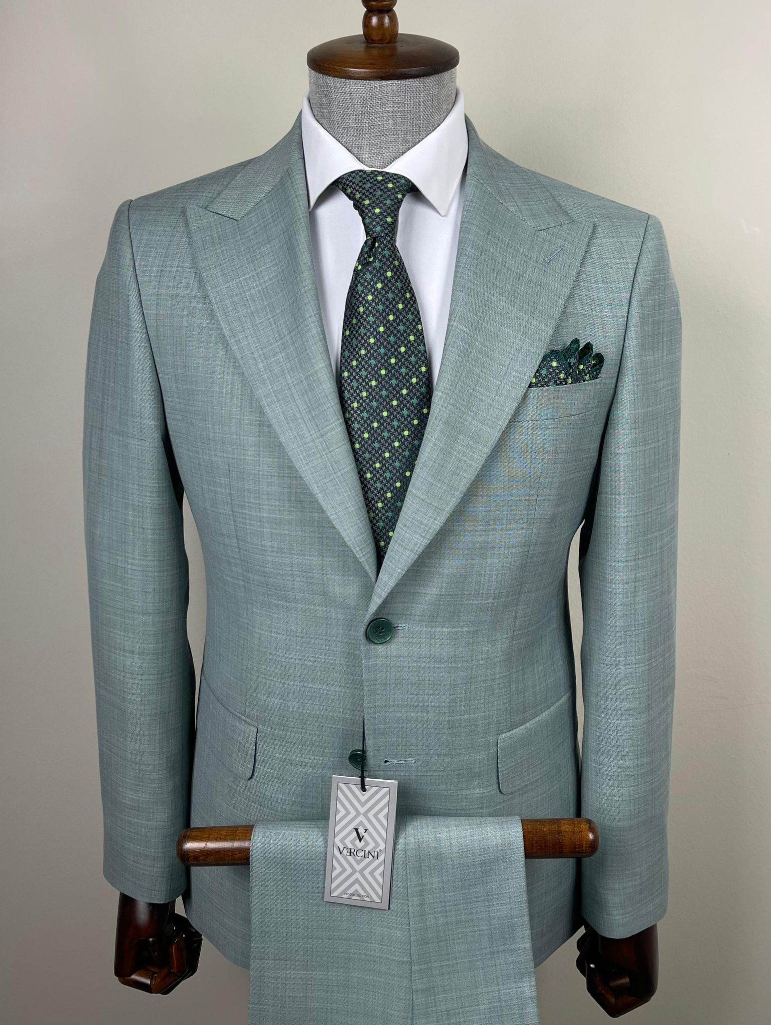 Vercini File Prestige Suit