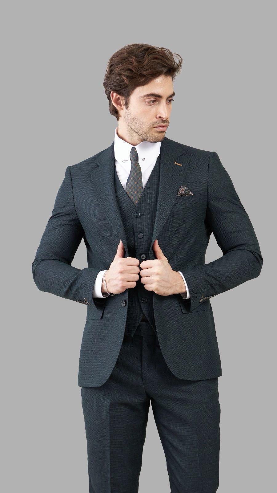 Tailored for Success: A Modern 3-Piece Suit