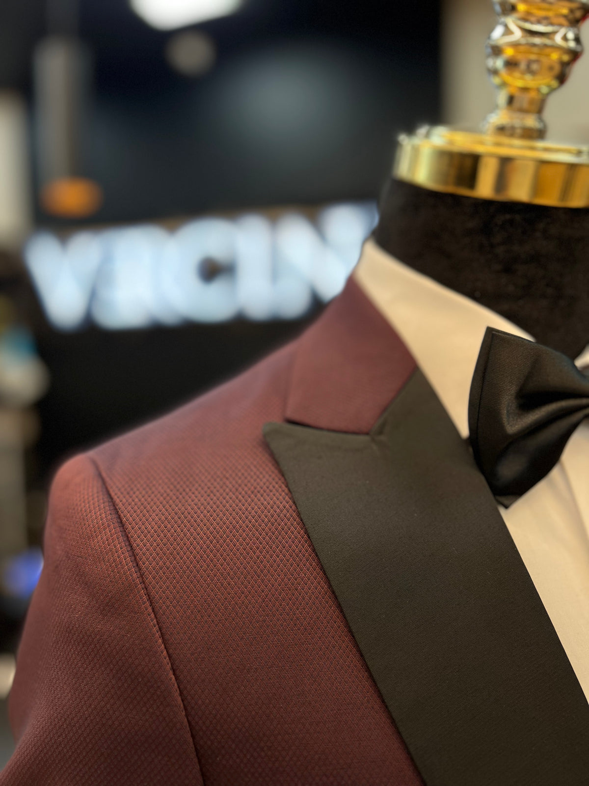 Timeless Burgundy Classic Tuxedo – Fine Elegance & Sophistication