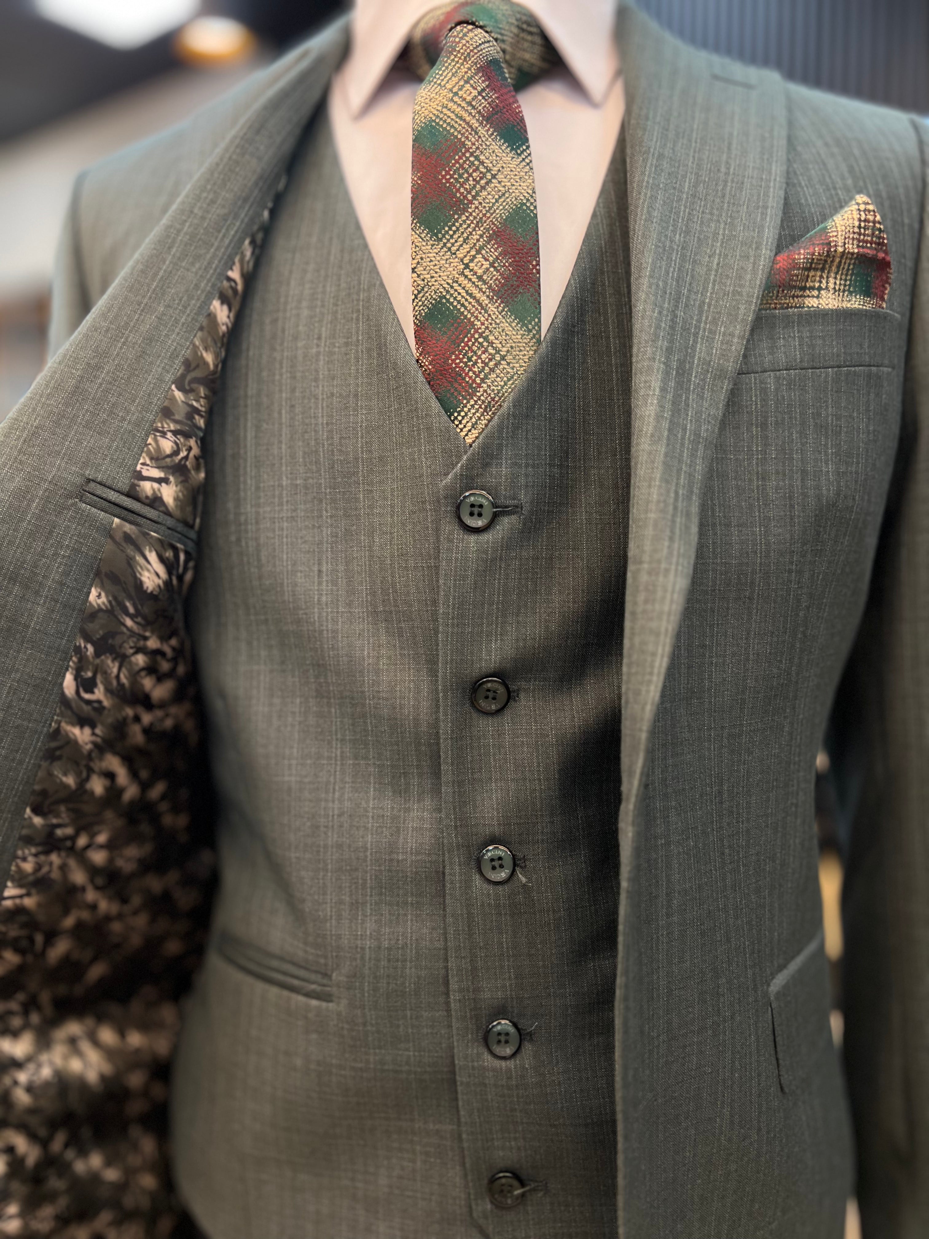 Refined Elegance: Light Green 3-Piece Suit with Subtle Stripes