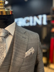 Malaga 3-Piece Plaid Suit – Timeless Elegance, Modern Tailorin