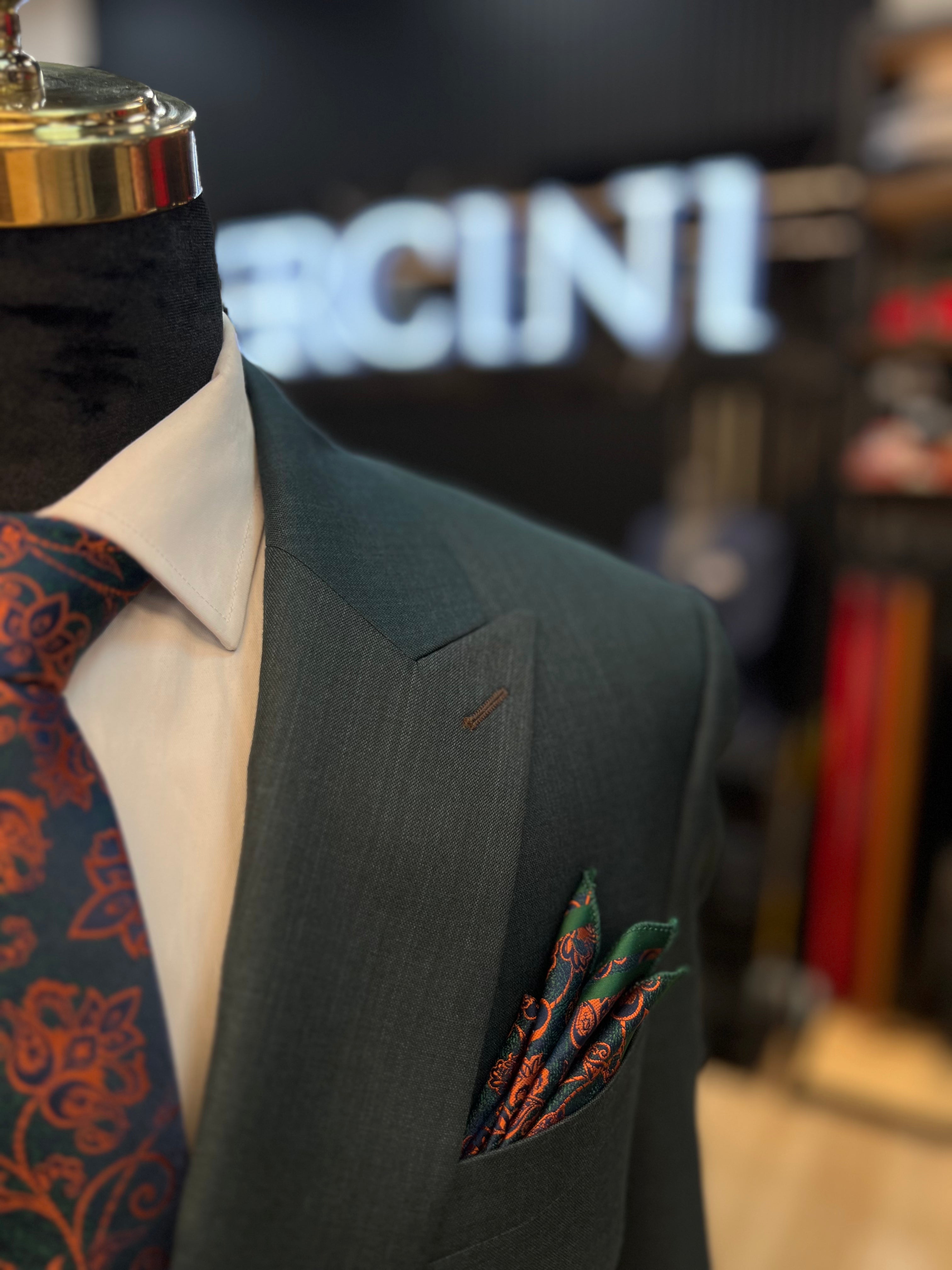 Vercini Metropolitan Double-Breasted Suit