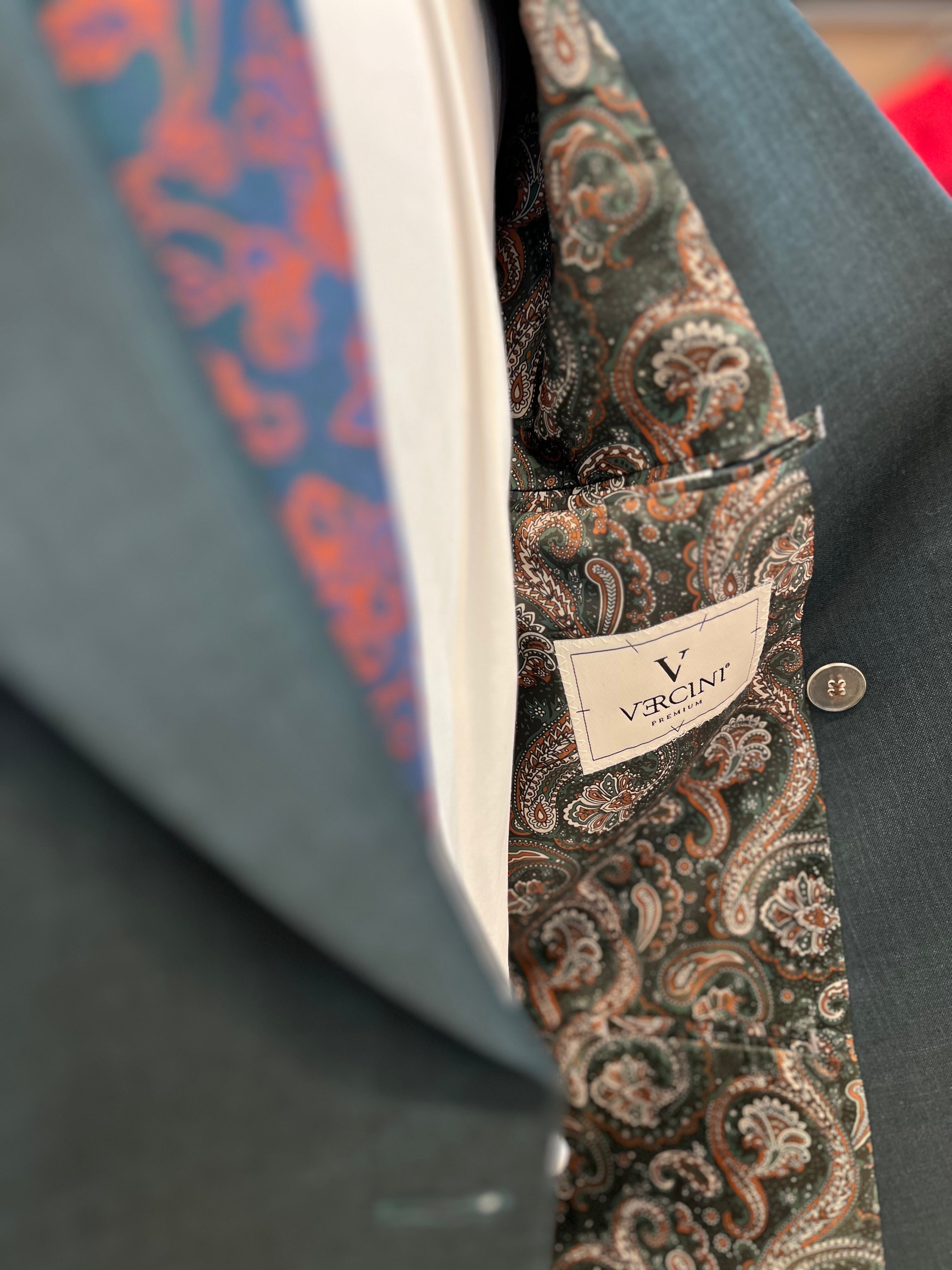 Vercini Metropolitan Double-Breasted Suit