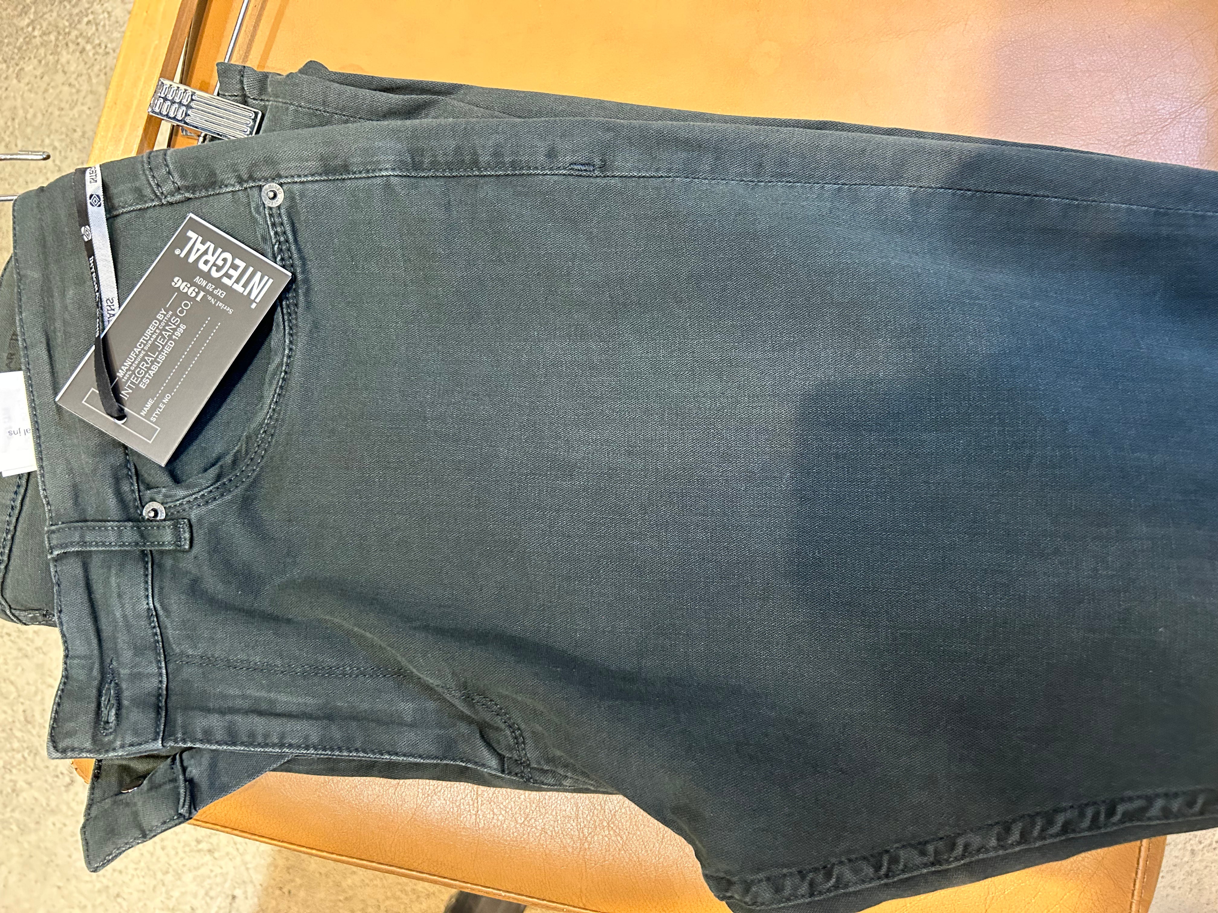 Integral clearance denim jeans