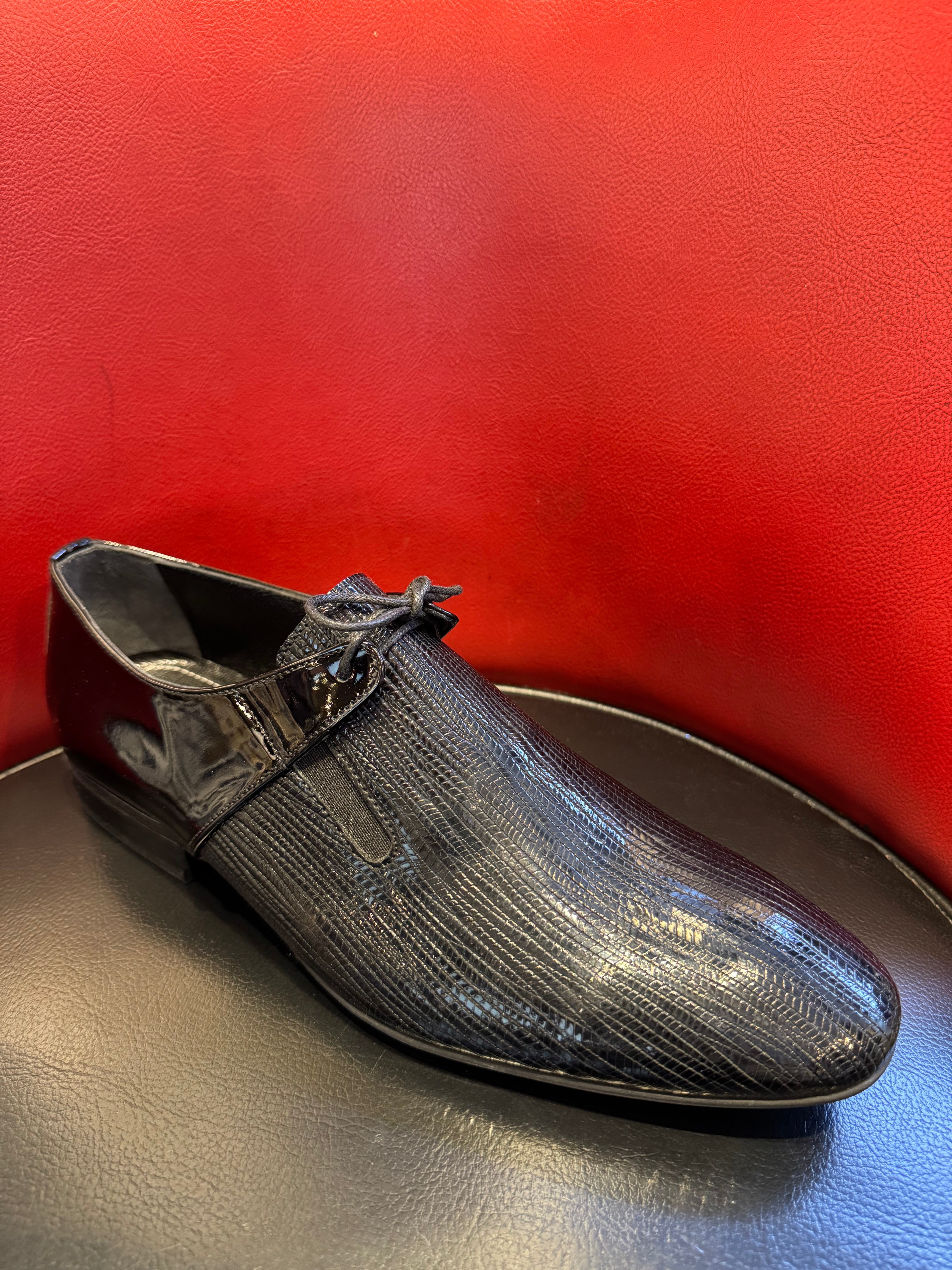 BLACK MATRIX NEO SOLE