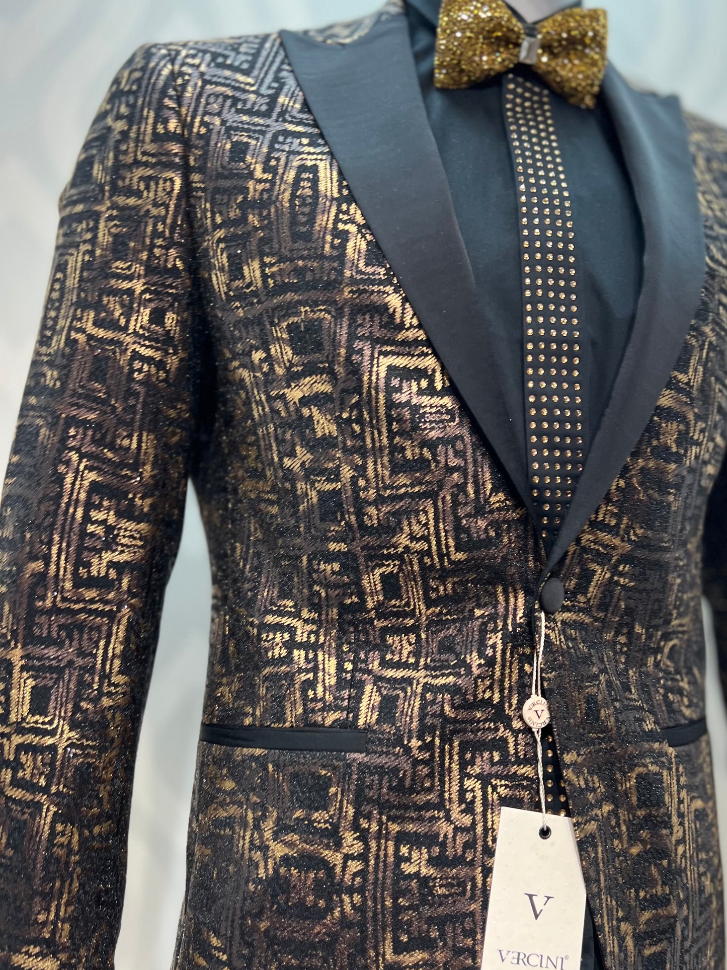 Exquisite Gold Square Pattern Black Tuxedo with Silk Lapel