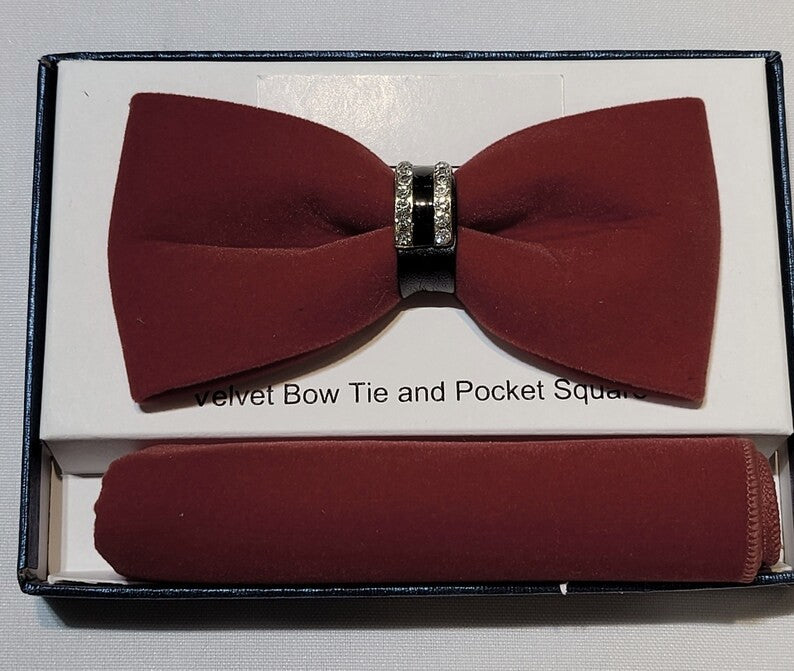 Regular velvet bow tie with Pocket Squares