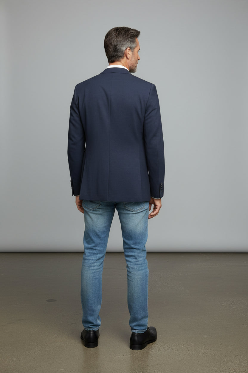 Bold Sport Jacket – Performance, Style & Comfort"