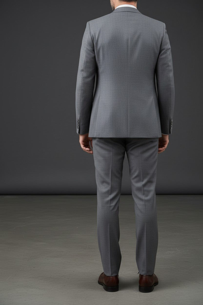 Vercini Metropolitan Double-Breasted Suit