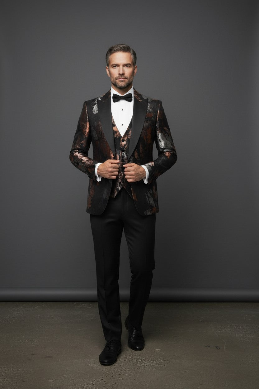 ELEGANT 4 PIECE SUIT