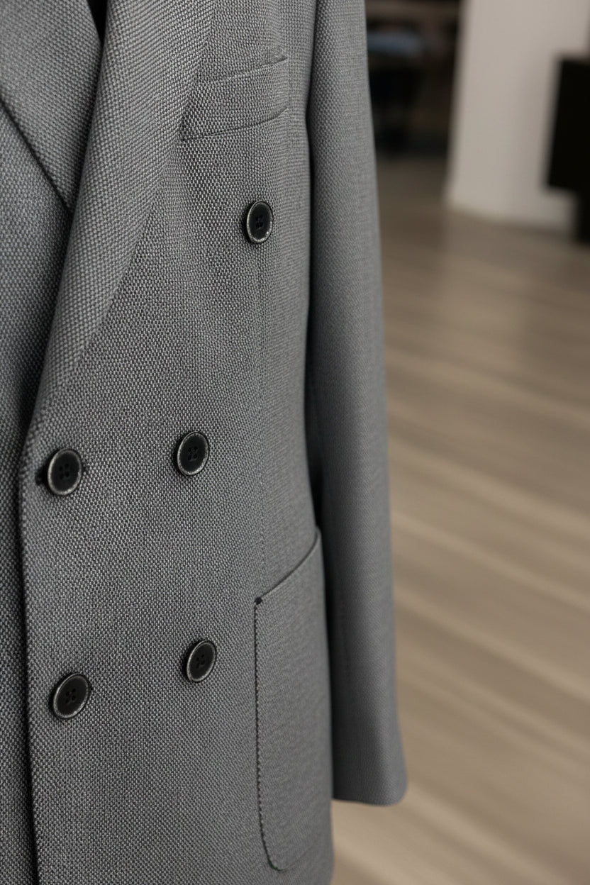 Timeless Double-Breasted Jacket – Classic Elegance & Sophistication"