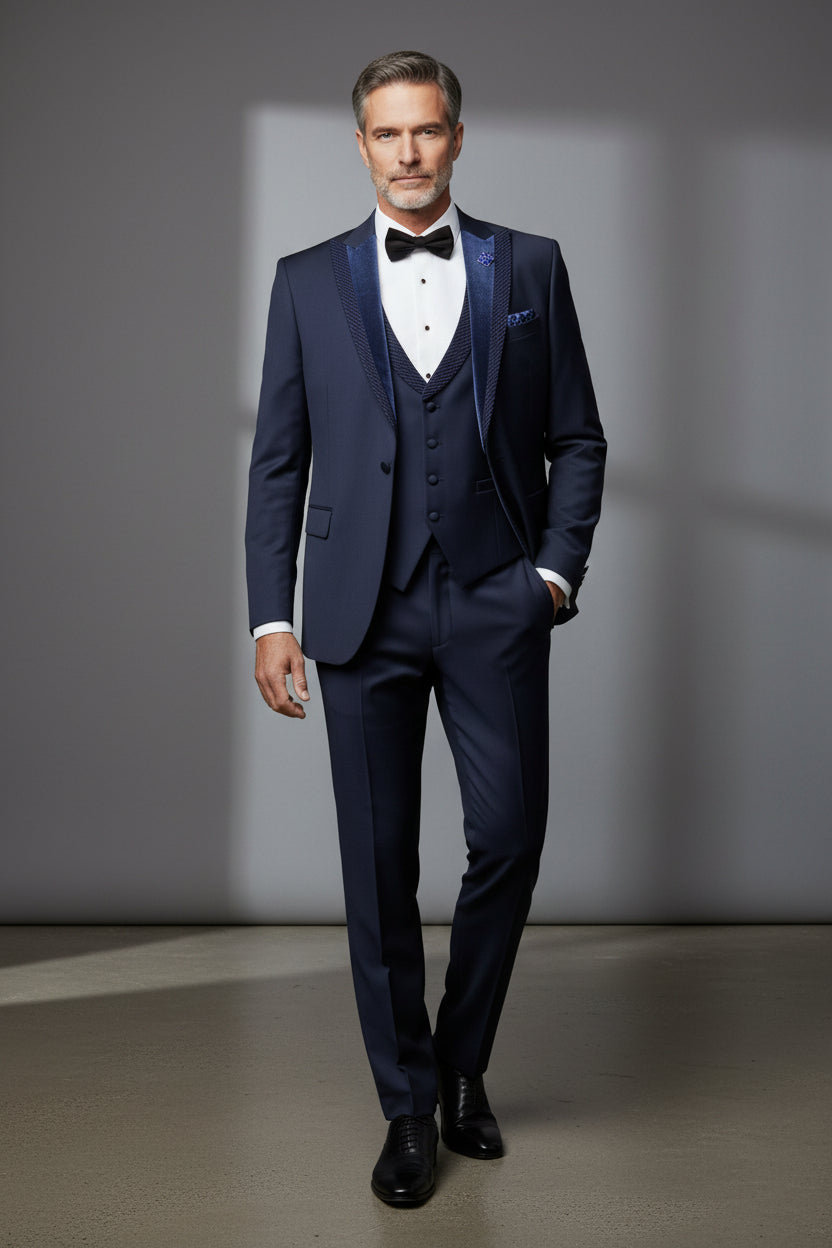 TUXEDO WITH REMOVABLE VELVET PEAK LAPELh