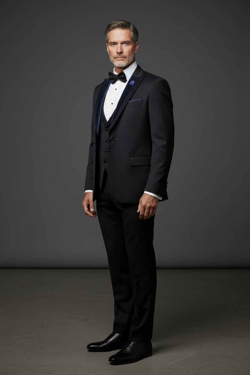 TUXEDO WITH REMOVABLE VELVET PEAK LAPELh