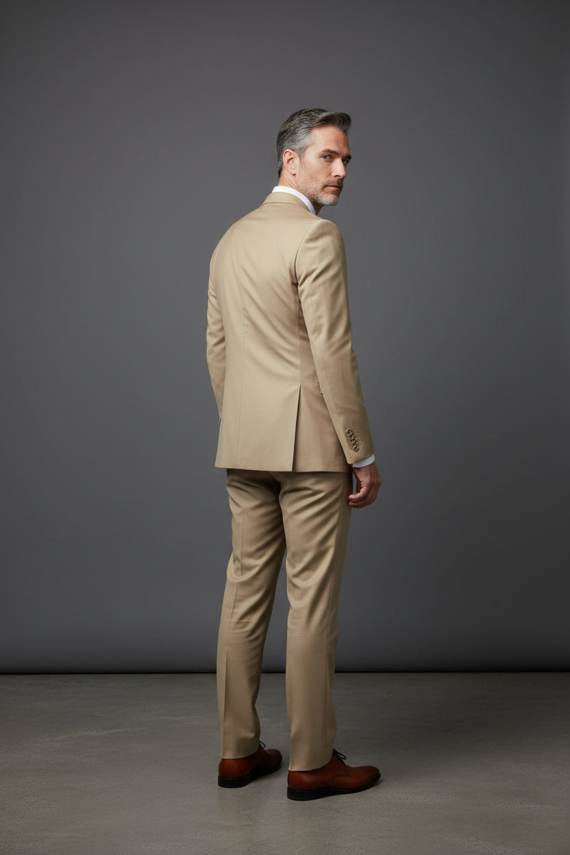 Timeless Three-Piece Suit – Classic Style, Fine Craftsmanship