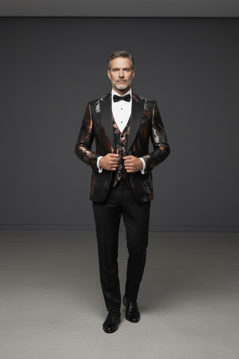 ELEGANT 4 PIECE SUIT