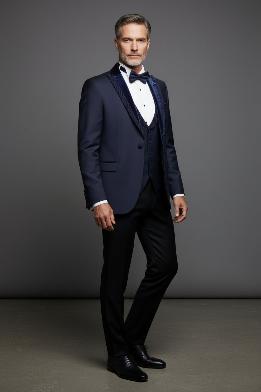 TUXEDO WITH REMOVABLE VELVET PEAK LAPELh